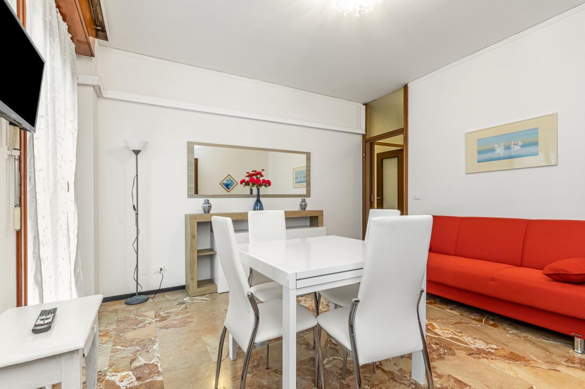 Apartment In Central Mestre With Parking! Venecia Exterior foto